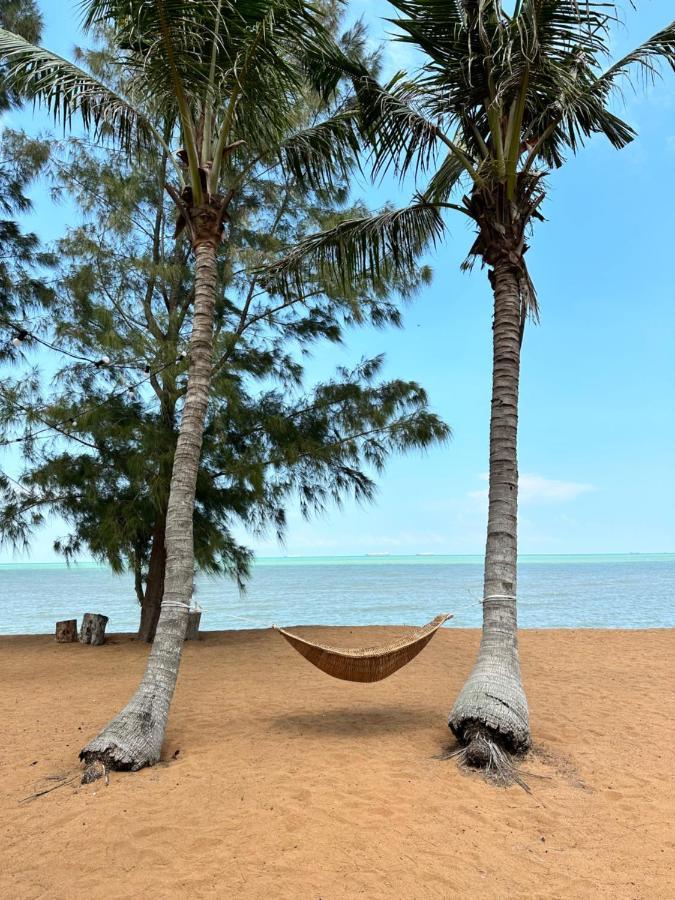 Beach N Breeze Glamping Malacca Exterior foto