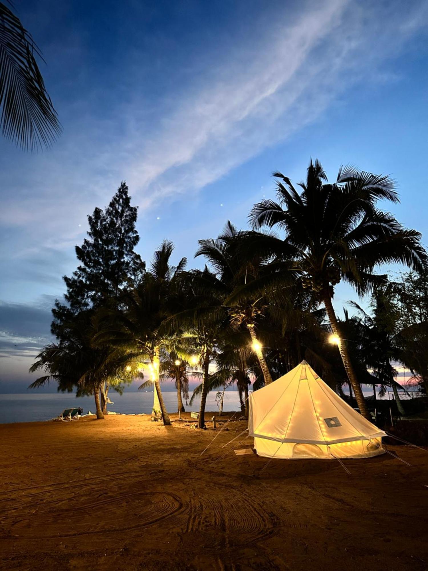 Beach N Breeze Glamping Malacca Exterior foto