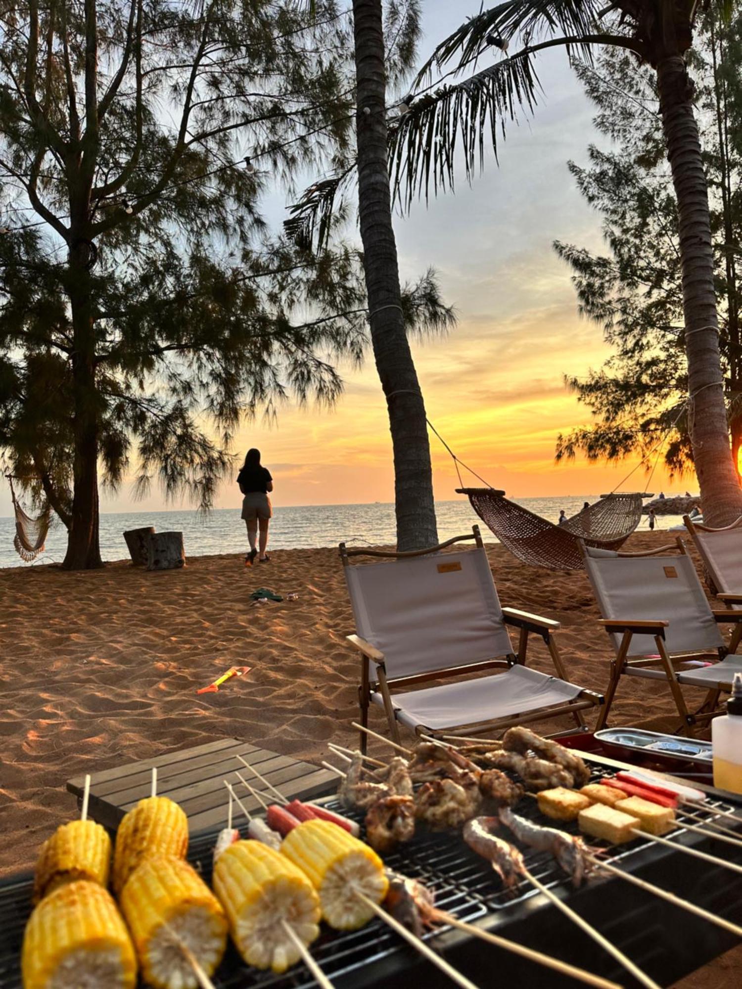 Beach N Breeze Glamping Malacca Exterior foto